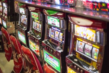 mawar88 live-dealer tables and slot games accessible with reload bonus funds